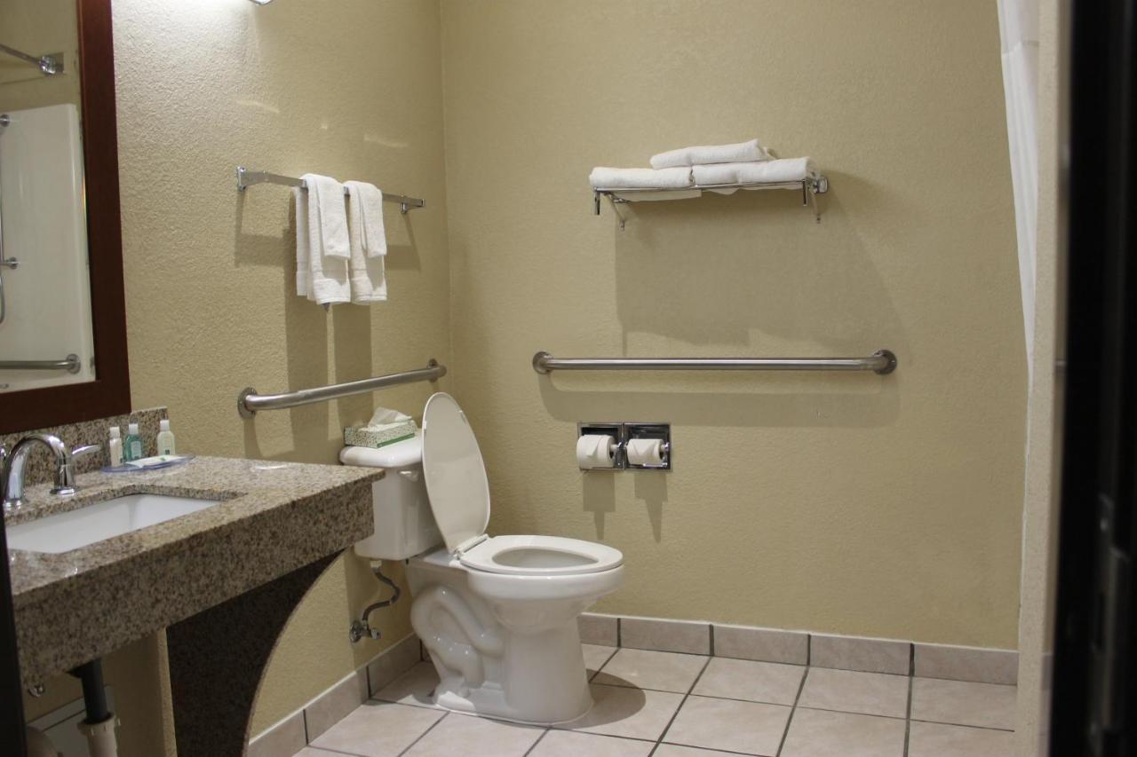 Quality Inn & Suites Terrell Exterior foto