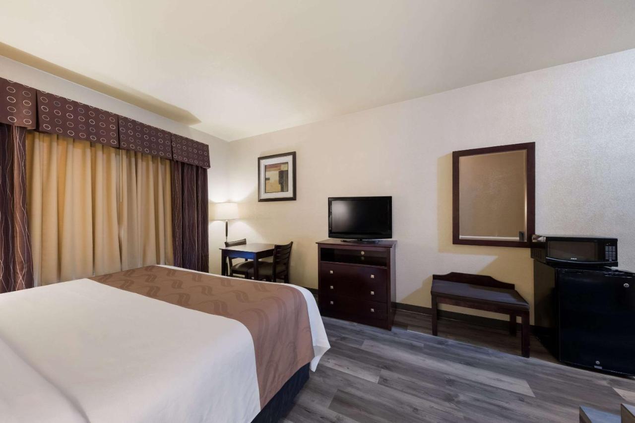Quality Inn & Suites Terrell Exterior foto