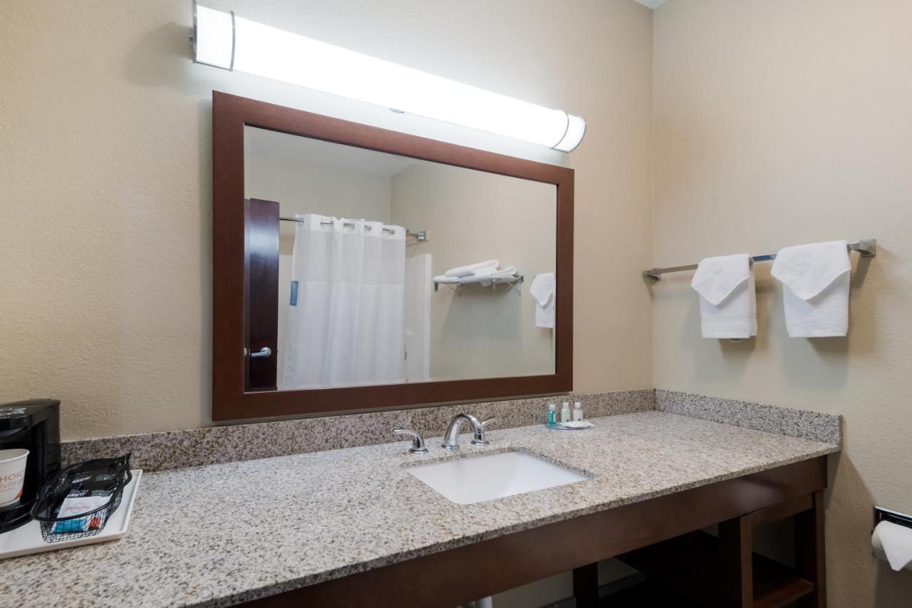 Quality Inn & Suites Terrell Exterior foto