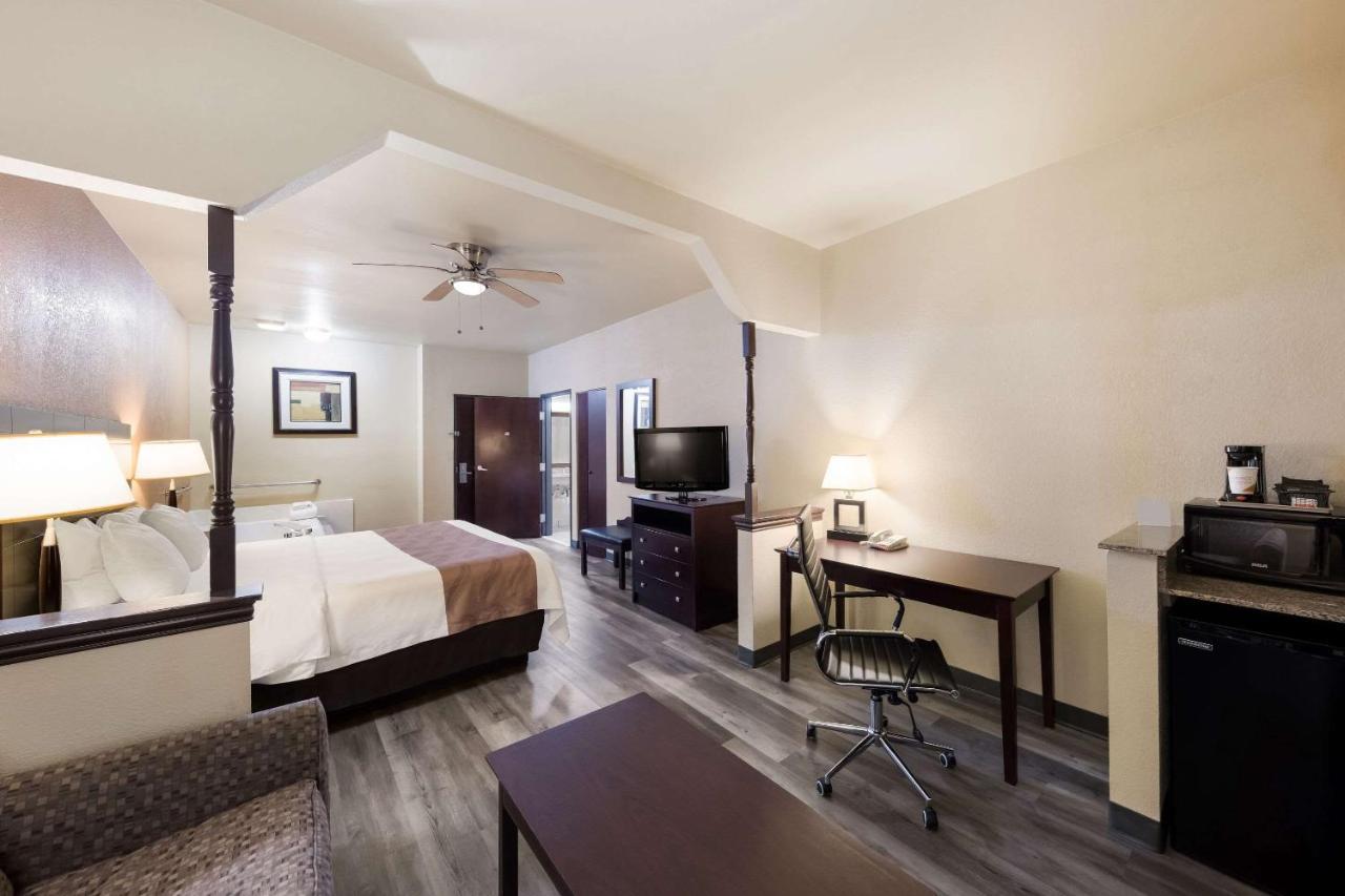 Quality Inn & Suites Terrell Exterior foto