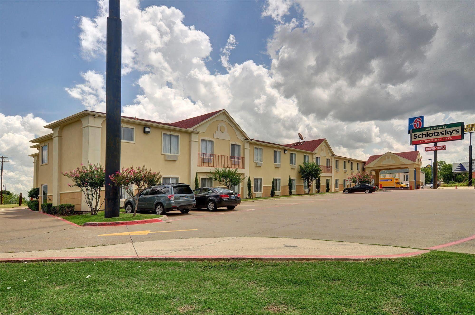 Quality Inn & Suites Terrell Exterior foto